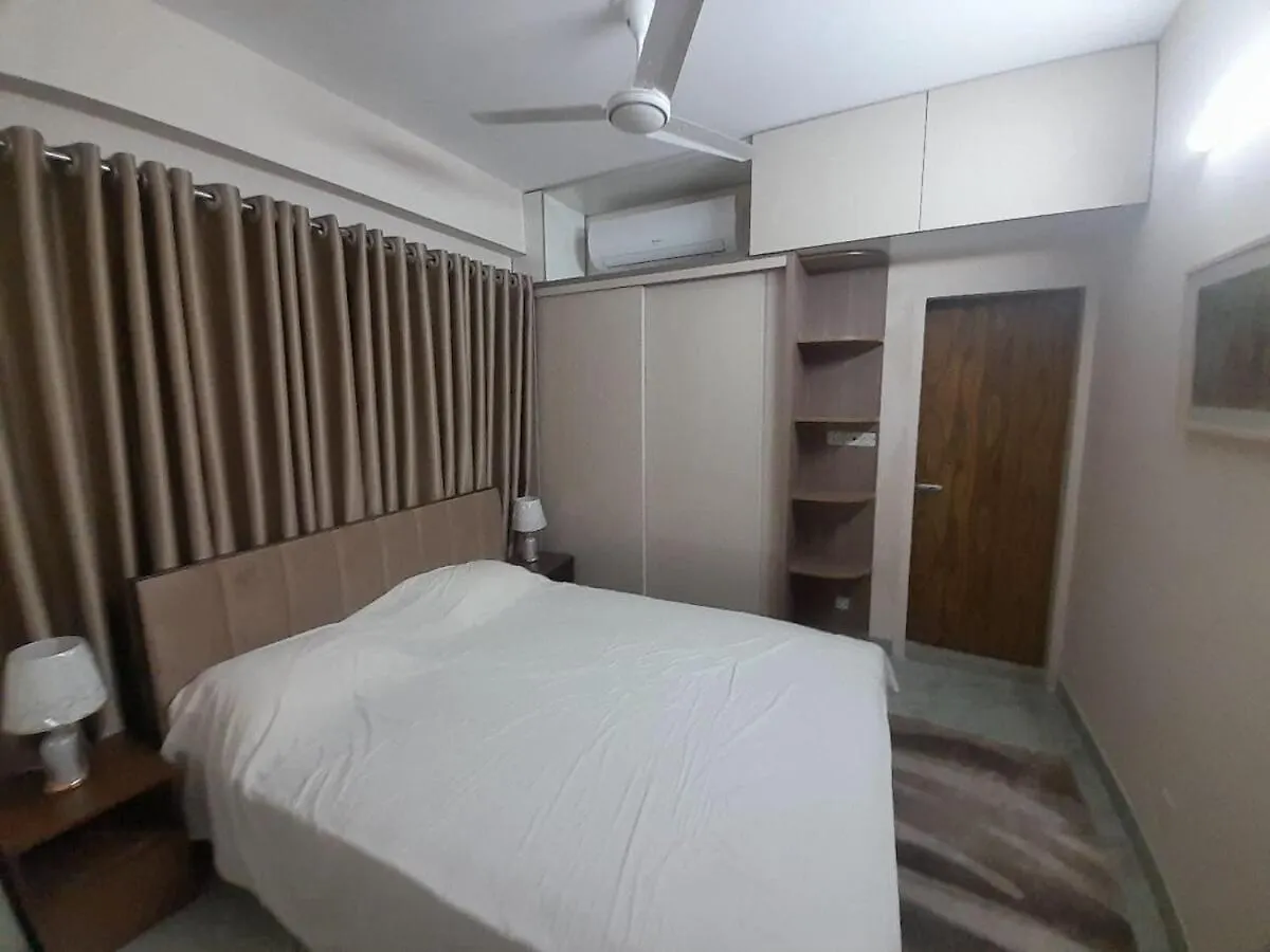 Luxury 2Br Studio 5-Star Hotel Experience Dhaka Apartamento