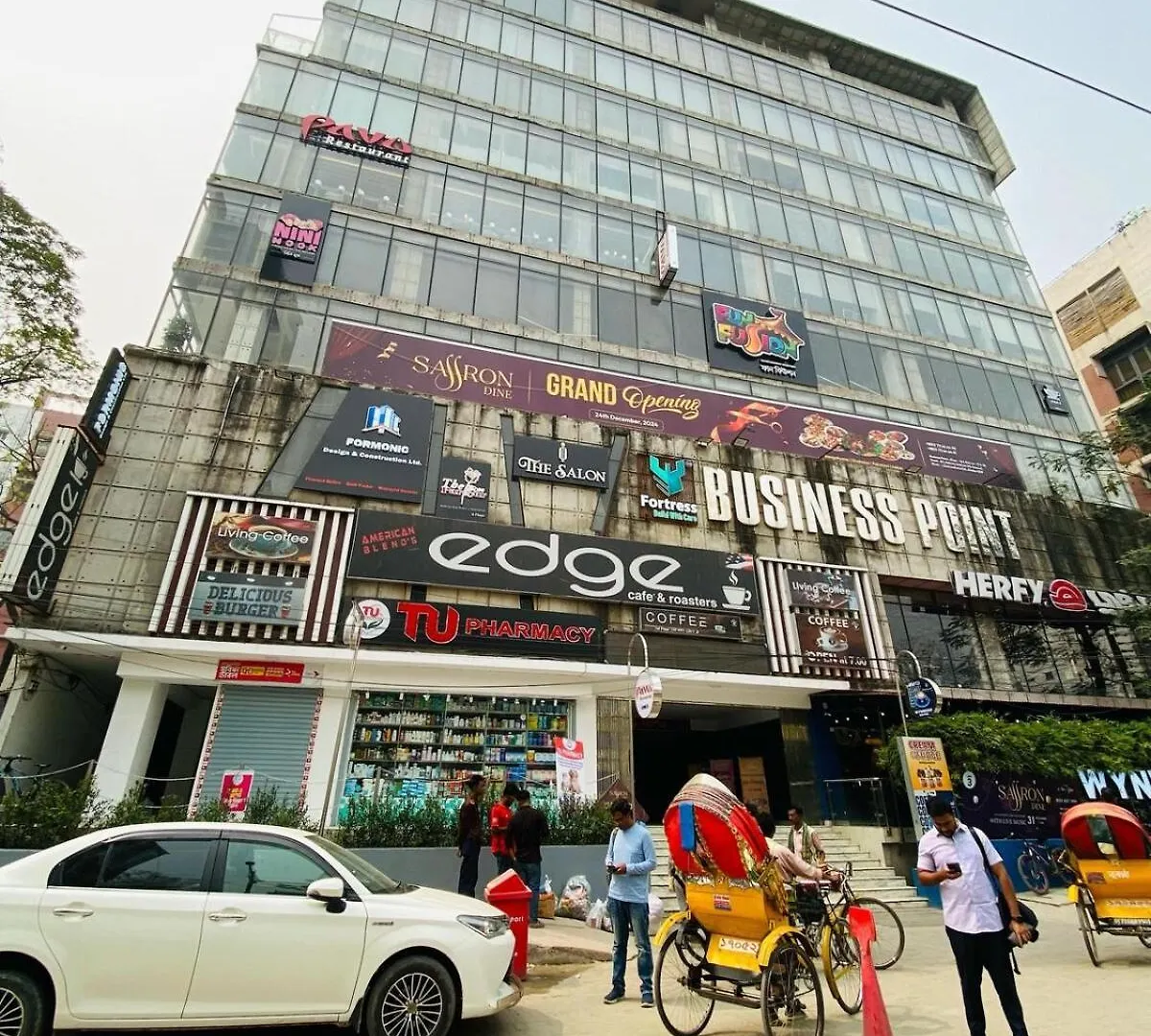 Luxury 2Br Studio 5-Star Hotel Experience Dhaka
